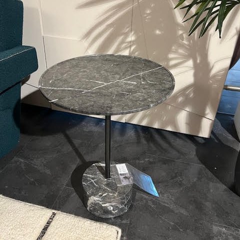 Image 1 of Table d'appoint Cassina Carnico