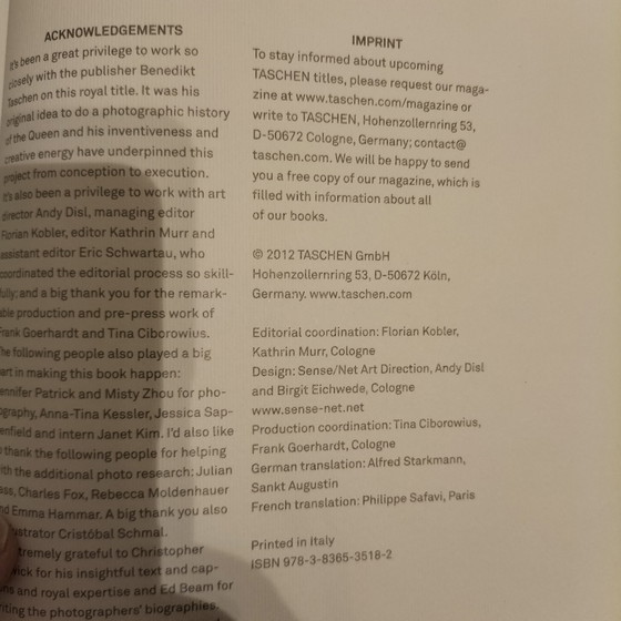 Image 1 of Su Majestad la Reina Isabel II