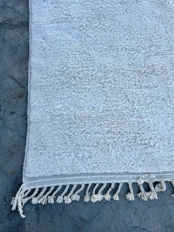 Alfombra blanca sencilla hecha a mano 250cm x 150cm – Wool, Modern (photo 4 of 6)