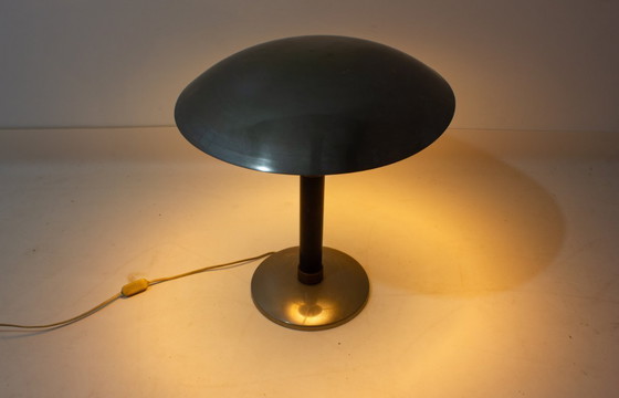 Image 1 of Lampada da tavolo/scrivania italiana a forma di fungo in metallo spazzolato, anni '50