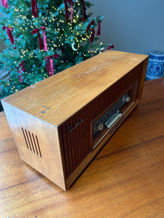Image 1 of Radio vintage in legno Blaupunkt Stockholm - 21150
