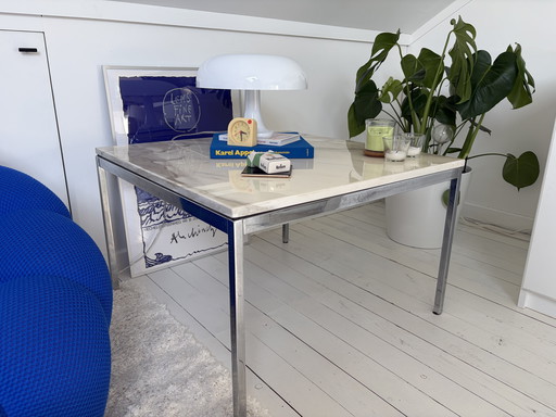 Florence knoll coffeetable/ sidetable (Calacatta Marble)