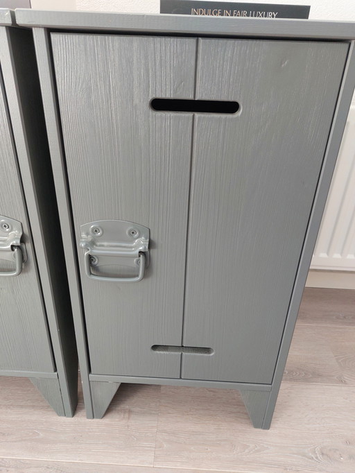 Tables de chevet en bois, coffre-fort en acier gris, lot de 2