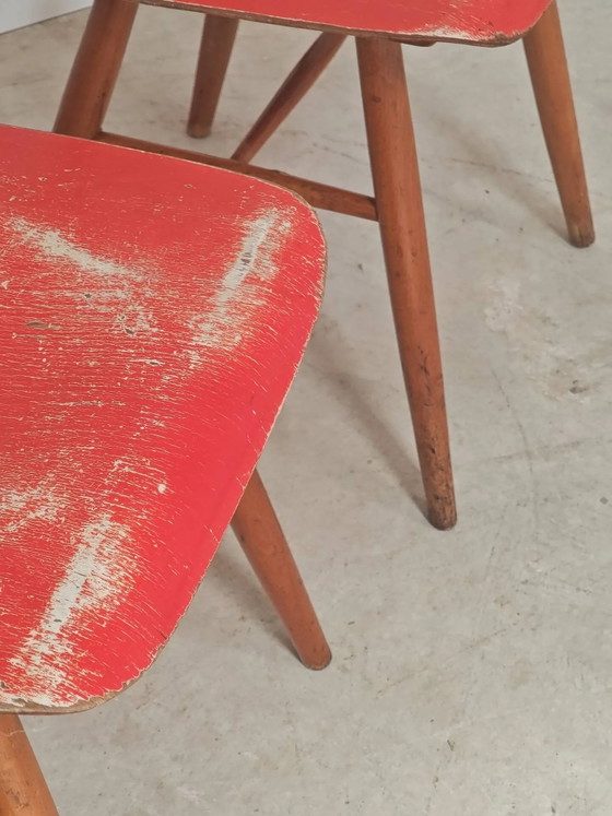 Lot de 4 chaises en bois rouges Ton (Thonet) des années 1960. – Chaises de salle à manger, Wood, Vintage (photo 7 of 16)