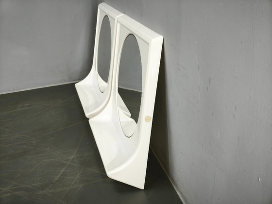Paire de Miroirs Terry en Plastique Italiens Space Age, années 70 – Plastic (photo 9 of 11)