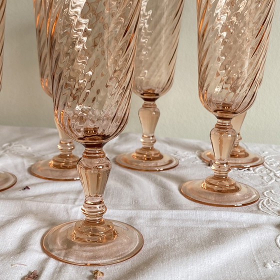 Image 1 of Set di 6 bicchieri da champagne rosa Vintage Tableware Rosaline Luminarc Francia