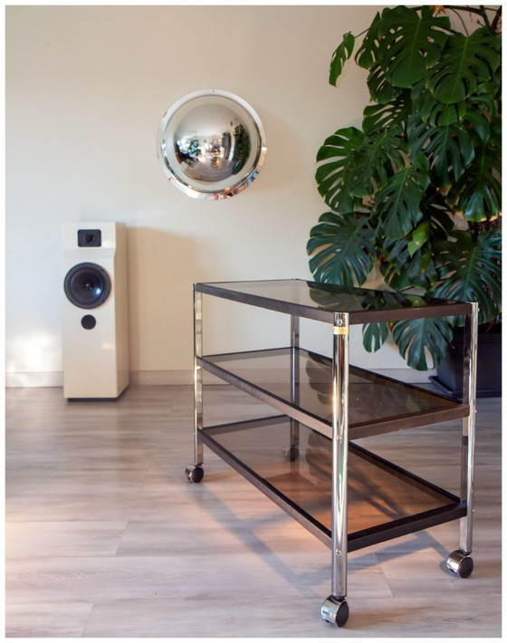 Image 1 of Consolle ERARD (Francia), tavolino laterale in metallo nero e vetro fumé, 1980