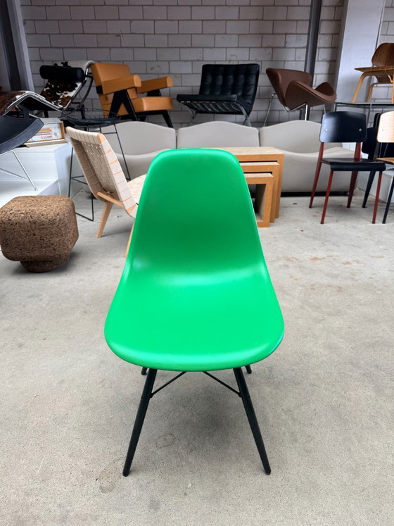 Image 1 of Sedia Vitra Eames DSW (2x)