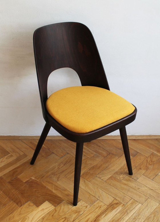 Image 1 of Set van vier eetkamerstoelen van Oswald Haerdtl