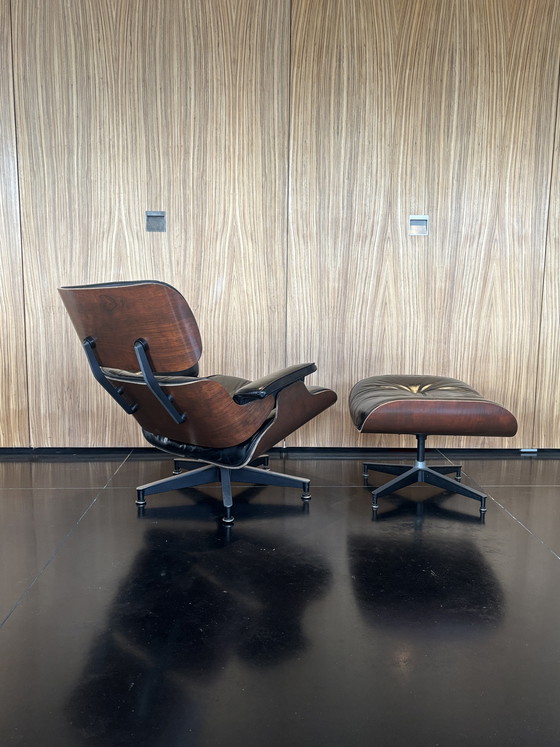 Image 1 of Eames lounge chair Herman Miller