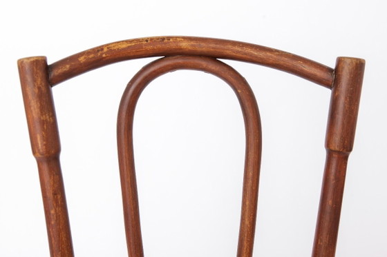 Antiker Bugholzstuhl im Stil von Thonet Nr. 56 | Österreichischer Rattanstuhl | 1930er Jahre (photo 4 of 13)