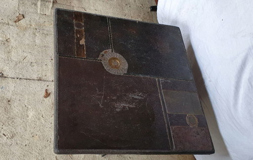 Mesa de piedra vintage