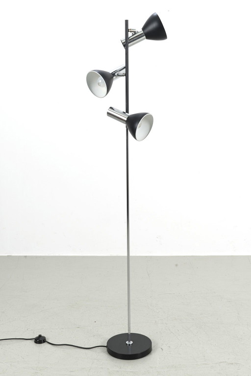 Design-Stehlampe