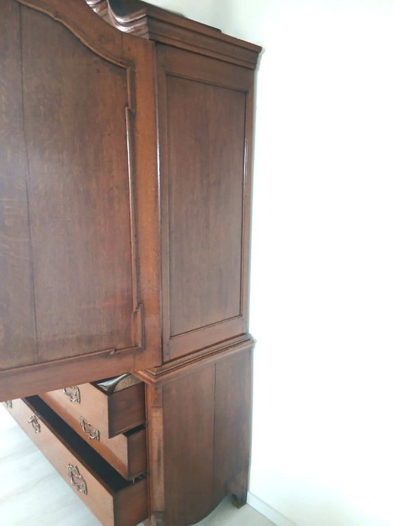 Image 1 of Niederländischer Eichenschrank, 18. Jahrhundert