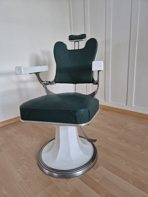 Image 1 of Scheerstoel, kappersstoel