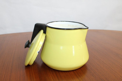 Vintage KOCKUMS coffee pot, yellow enamel - Sweden, 1930s