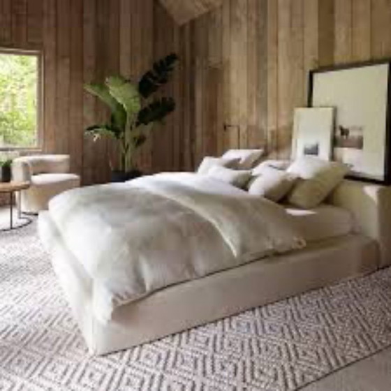 Image 1 of Schönes neues Bett