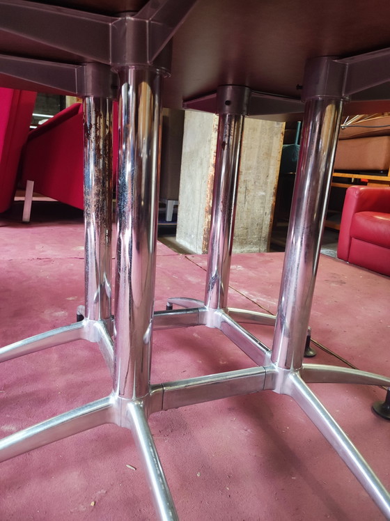 Tavolo Akaba Modello Carma, Design Jorge Pensi – Tavoli da pranzo, Chrome, Aluminium (photo 7 of 14)