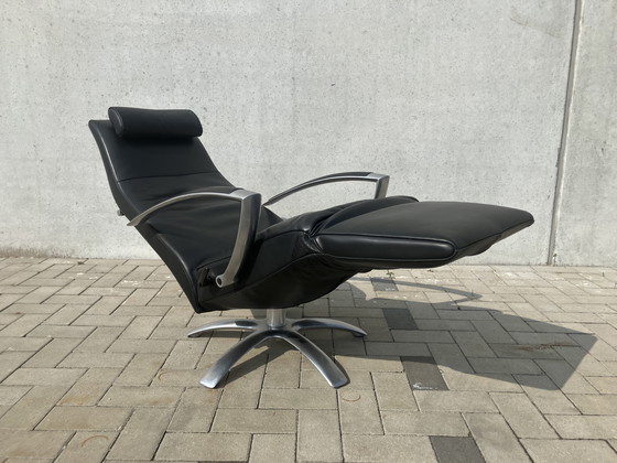 Image 1 of 2x black Jori Brainbuilder recliner Top condition!!! Medi Mono-move incl 1x elliptical pillow