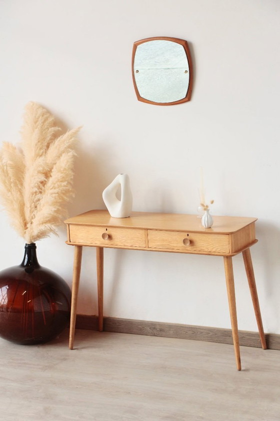 Image 1 of Console Vintage en Chêne Massif – Pieds Fuseaux & 2 Tiroirs