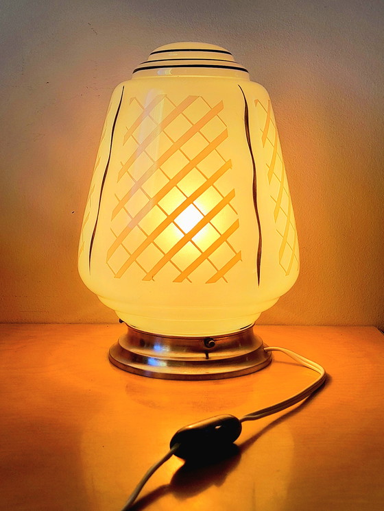Image 1 of Art Deco screen-printed opaline lamp.
