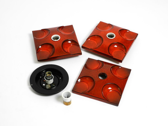 Image 1 of Drei schöne original 1970er Space Age rote Keramik-Wandlampen