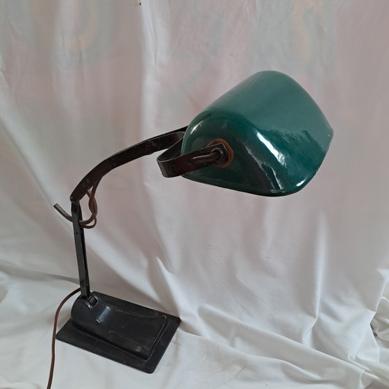 Image 1 of Schaco G1285 Notarlampe, zweiarmig, Emaille-Schirm aus den 1920er Jahren