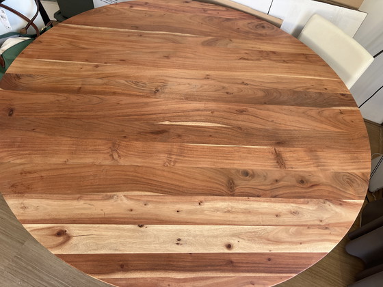 Image 1 of NOUS round dining table 140cm
