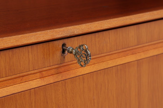 Image 1 of Scaffale vintage anni '60 | Scaffale del Mid Century in legno retrò #05-59