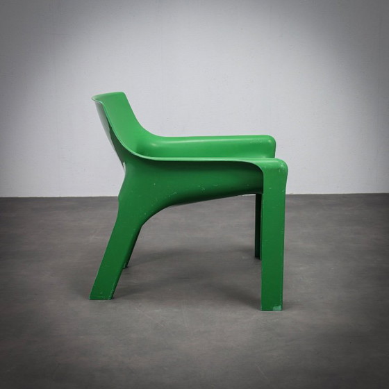 Image 1 of Pair of Vicario Lounge Chairs by Vico Magistretti for Artemide, Italy, 1970s