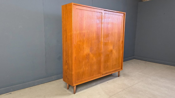 Image 1 of Dänischer Schrank aus der Mitte des Jahrhunderts von Poul Hundevad, 1960er Jahre
