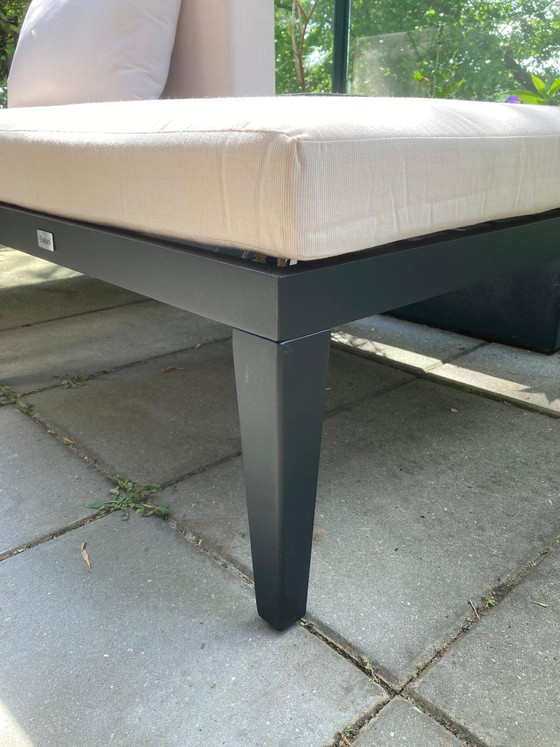 Image 1 of Hagelnieuwe (buiten) lounge stoel met poef