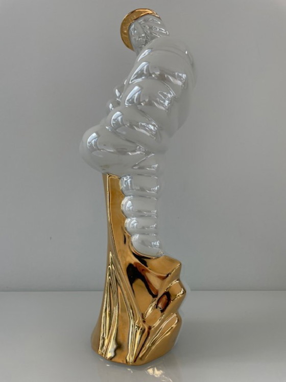 Image 1 of Statue vintage d'une dame au manteau de fourrure – Sanbo Ceramica Valencia (années 1980)