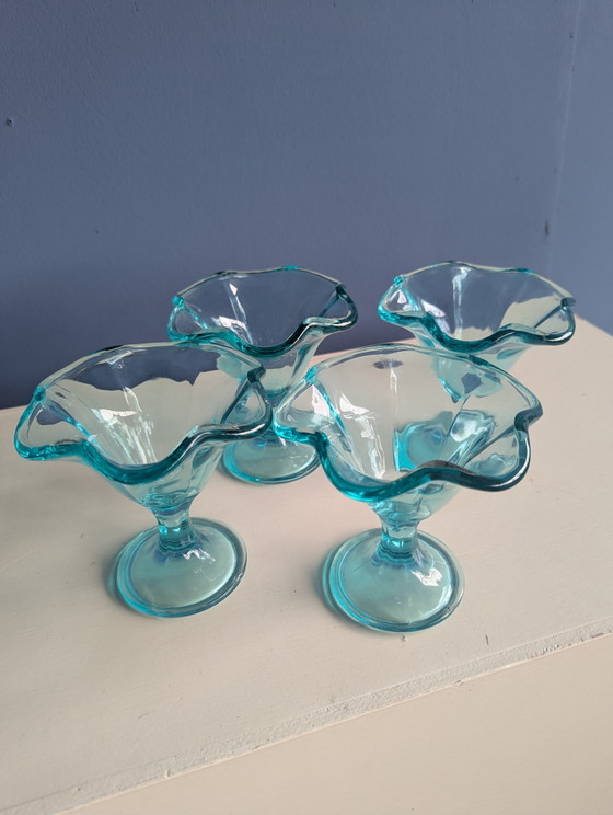 Image 1 of 4x glass ice cream coupes