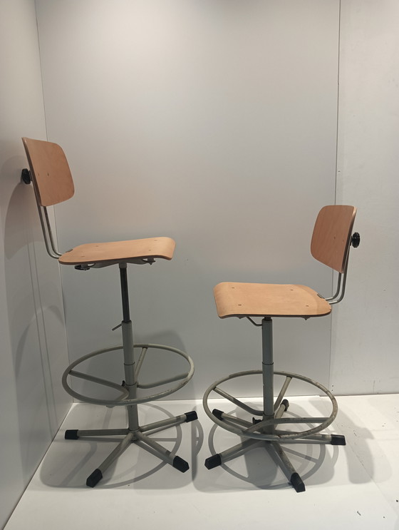 Image 1 of Industrial stools, 4 ways adjustable
