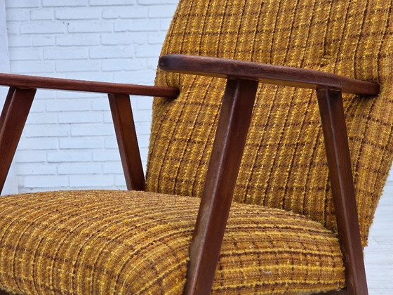 Image 1 of Fauteuil danois des années 1960, revêtement en laine, bois de teck, bois de chêne.