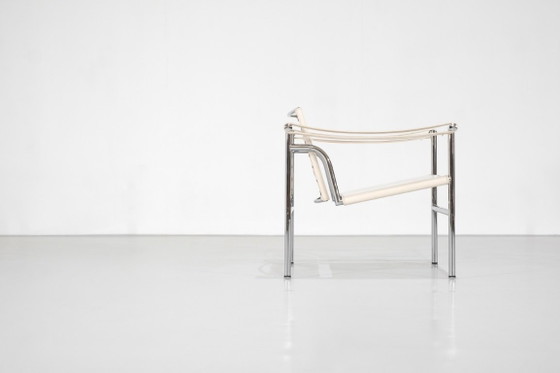 Image 1 of De "LC1"-fauteuil van Le Corbusier voor Cassina, Italië, 1929.