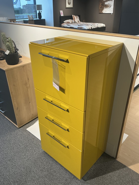 Image 1 of Cassettiera Hulst Lilac modello da esposizione