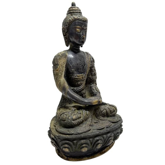 Nepali Fire-Gilded Bronze Buddha Pair – Early 20th Century – Lot 457 – Sculpture (photo 3 of 19)