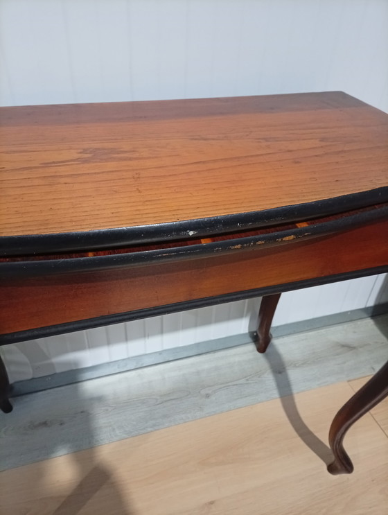 Image 1 of Card table