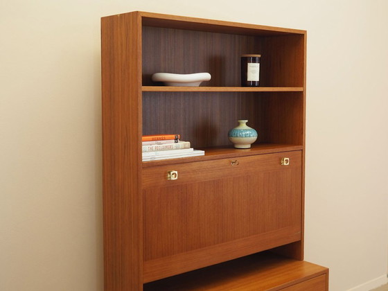 Estantería danesa de teca con mueble bar iluminado, estilo danés moderno de los años 70. – Librerías, Wood (photo 4 of 22)