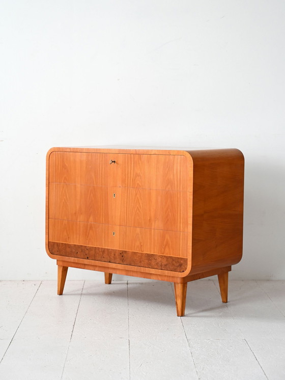 Image 1 of Cómoda sueca de chapa de olmo de los años 40