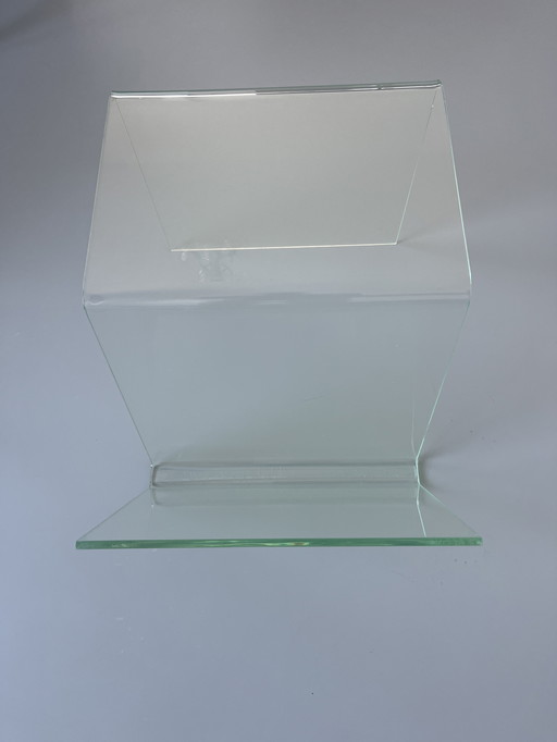 Plexiglas Table/Lecture Rack