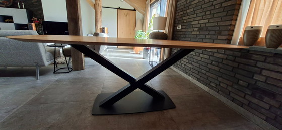 Image 1 of Table à manger Bert Plantagie Oxxi