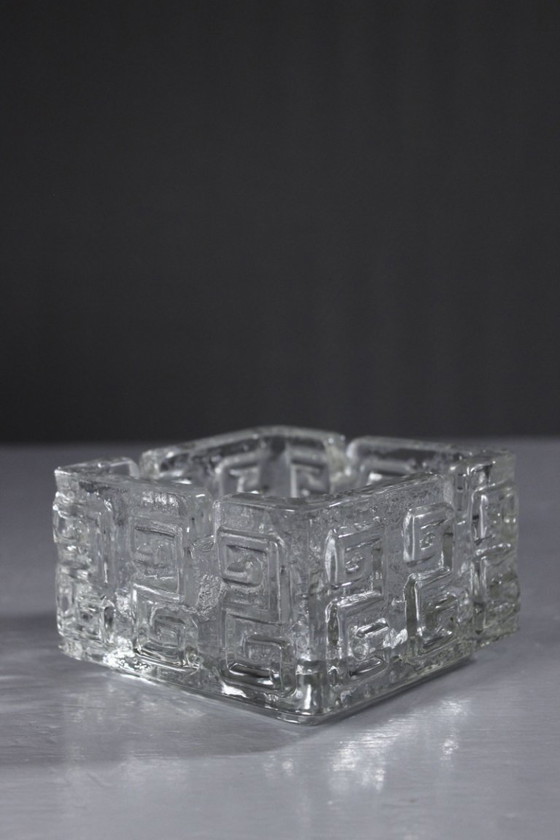 Image 1 of Tamara Aladin & Riihimäki - Vintage "Taalari" molded glass ashtray Finland 1970