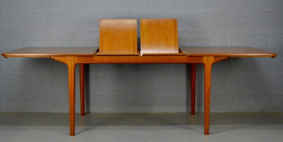 Table en teck extensible par A.H. McIntosh année 1960 – Tables de salle à manger, Wood (photo 4 of 14)