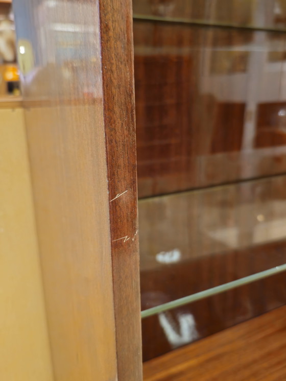 Image 1 of Vetrina vintage con ripiani in vetro