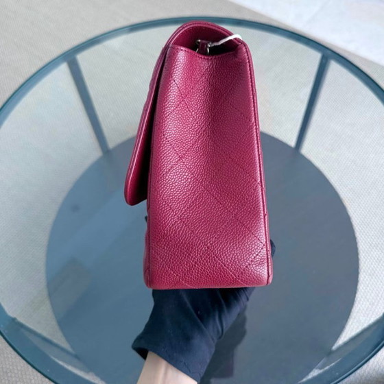 Image 1 of Borsa Chanel Classic Flap Jumbo - Caviar 30CM Single Flap Trapuntata Borgogna Rosso Scuro Finiture Oro Serie 13