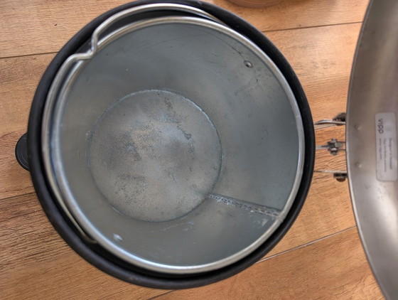 Vipp Pedaalemmer 4 Liter, Wit – Onderhoudsproducten, polished steel (photo 3 of 5)