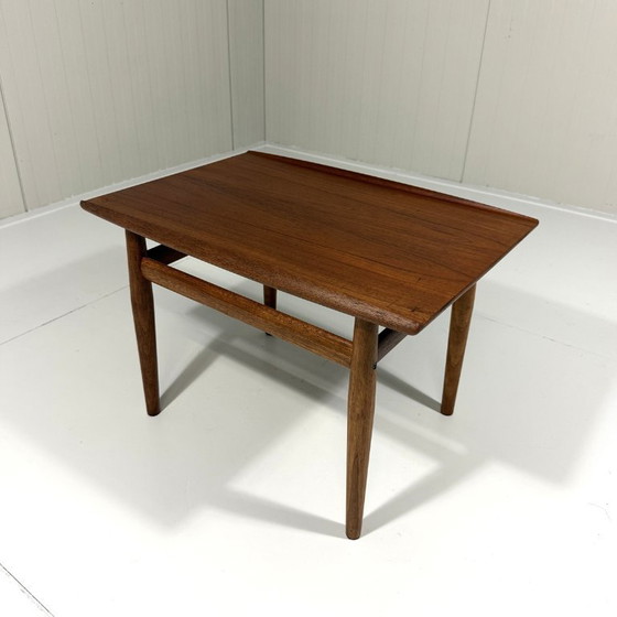 Grete Jalk tavolino da caffè/laterale in teak Glostrup Møbelfabrik Danimarca, Tavolini da caffè, Legno (foto 4 di 12)